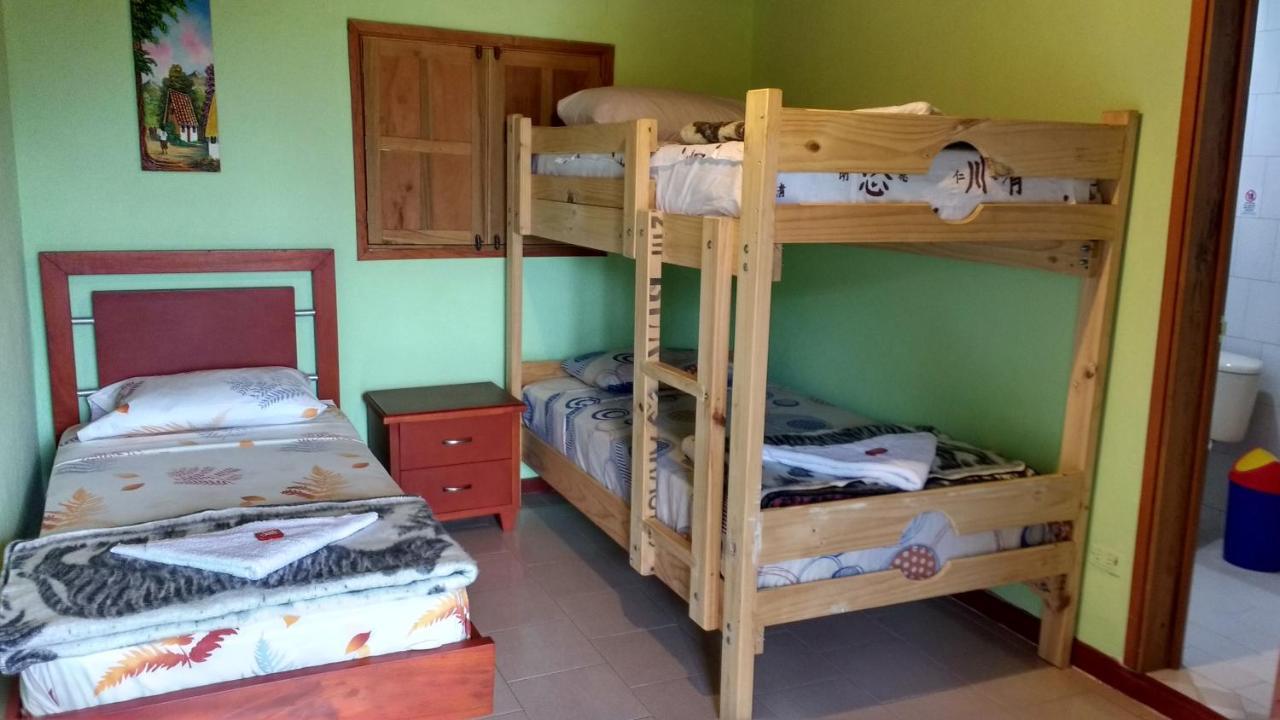 Finca Turistica Los Rosales Pereira Bagian luar foto