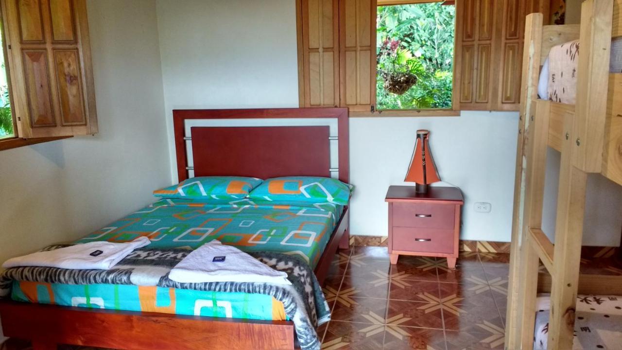 Finca Turistica Los Rosales Pereira Bagian luar foto