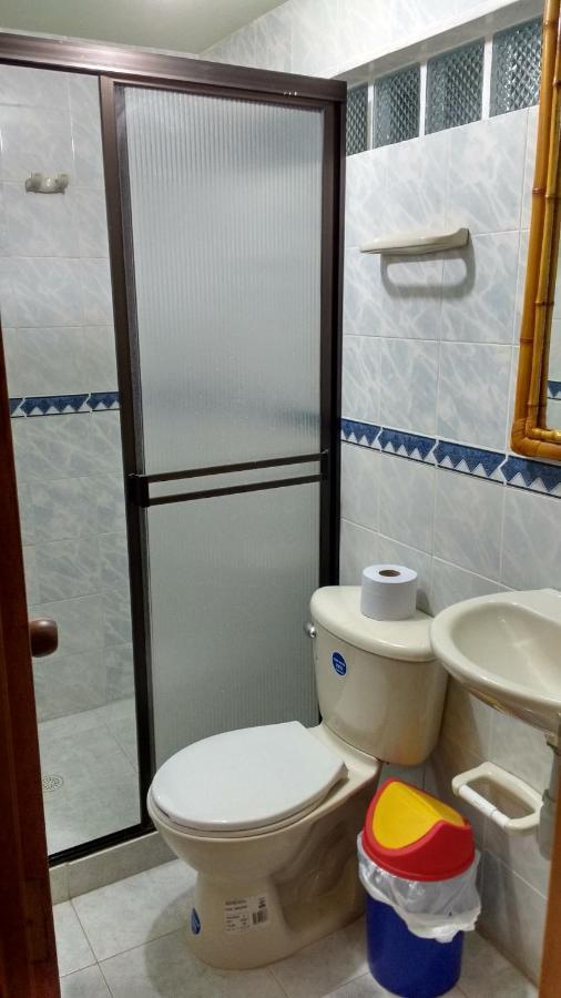 Finca Turistica Los Rosales Pereira Bagian luar foto